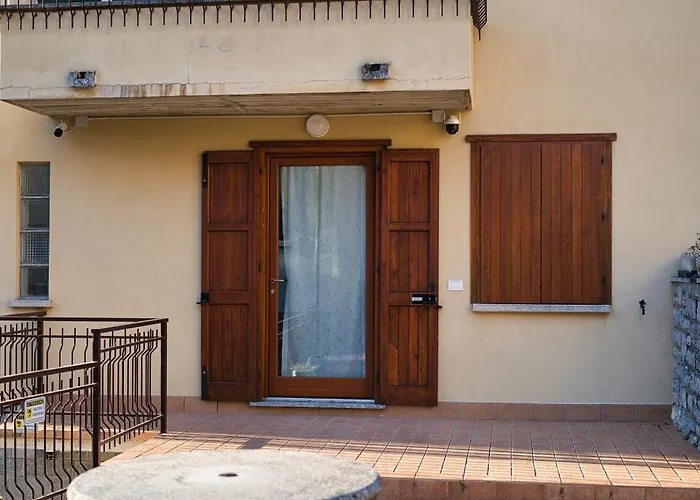 Casa Esino - Fresh Mountain Escape 아파트